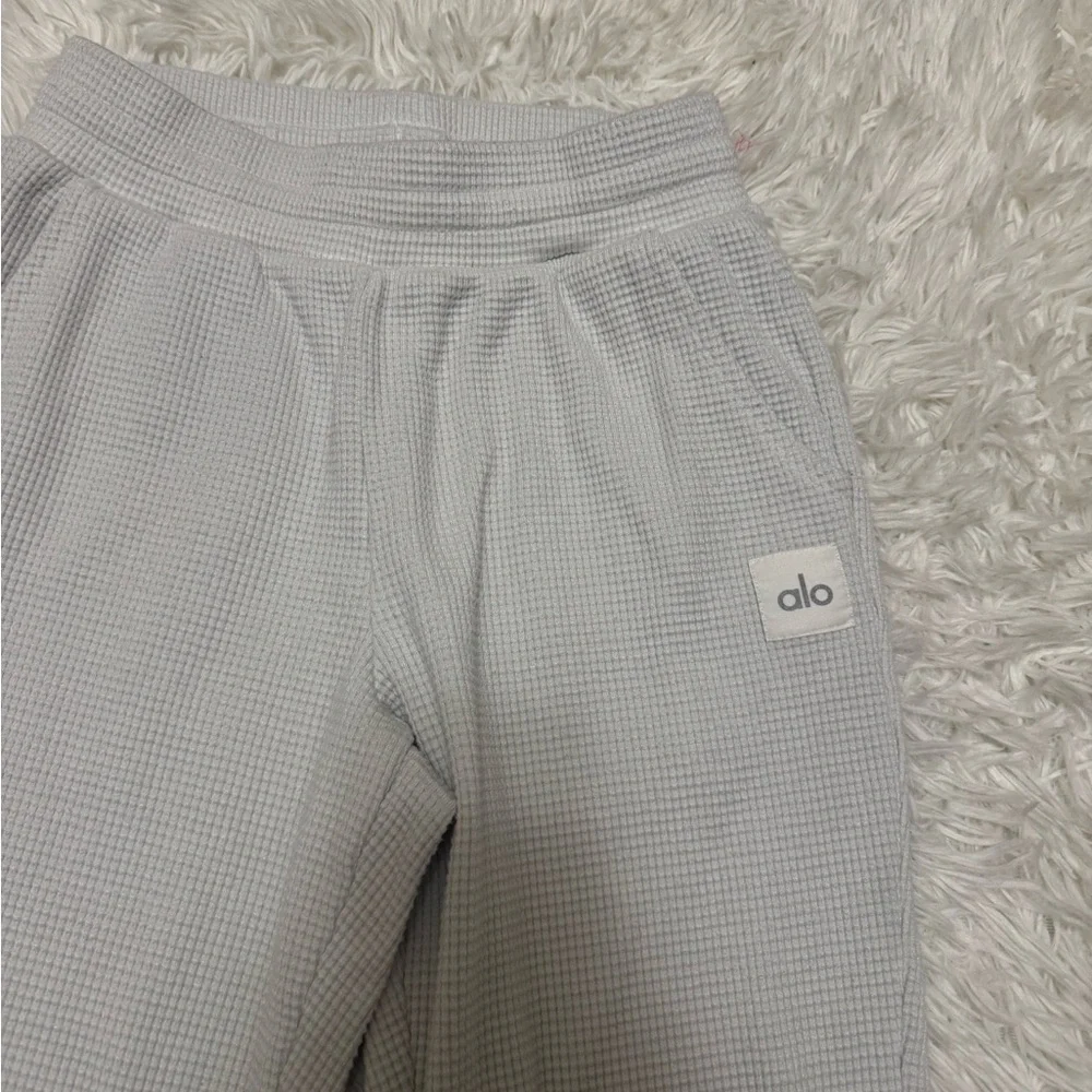 ALO Yoga Waffle Weekend Escape Jogger In Ivory Alo Yoga Joggers - Picture 3 of 6